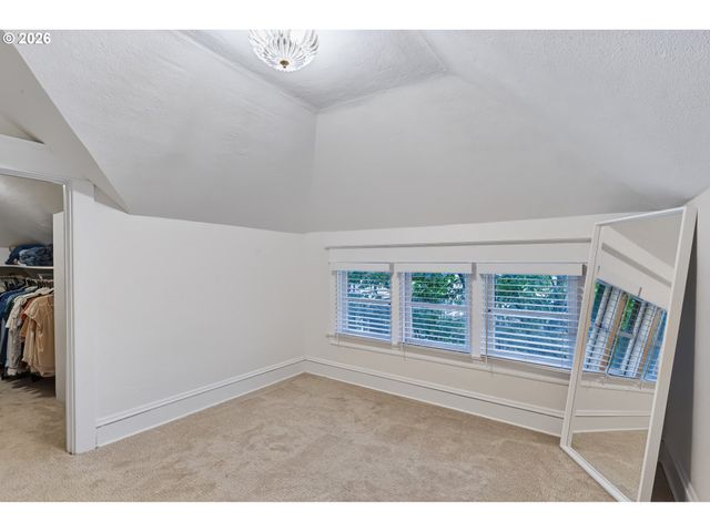 716 N ALBERTA St, Portland, OR 97217