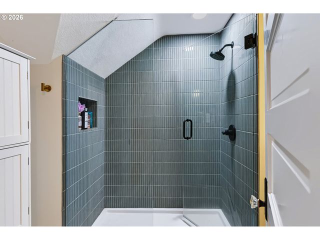 716 N ALBERTA St, Portland, OR 97217