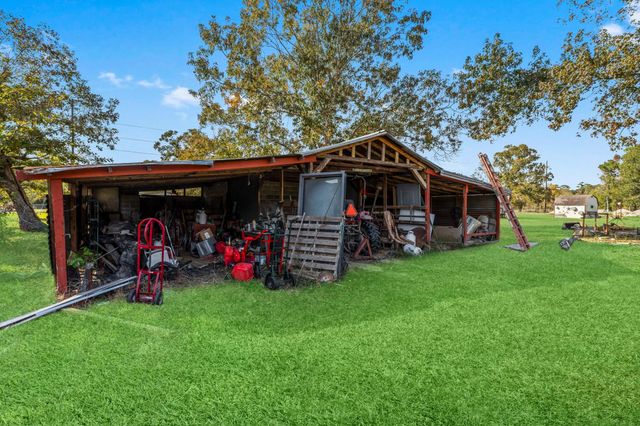 14991 N Tram Road, Splendora, TX 77372