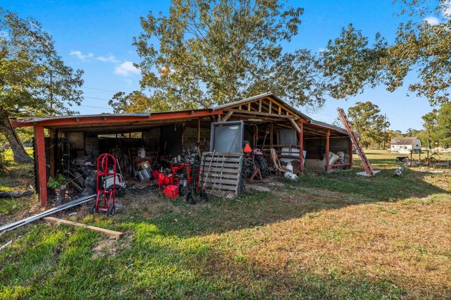 14991 N Tram Road, Splendora, TX 77372
