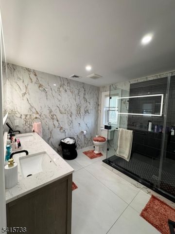 271 Bergen Blvd, Woodland Park, NJ 07424