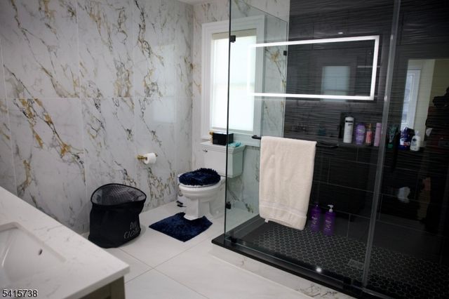 271 Bergen Blvd, Woodland Park, NJ 07424