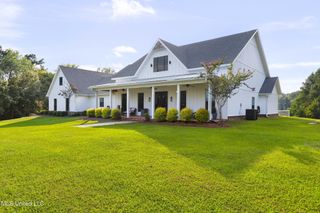 353 Flinco Farms Road, Florence, MS 39073