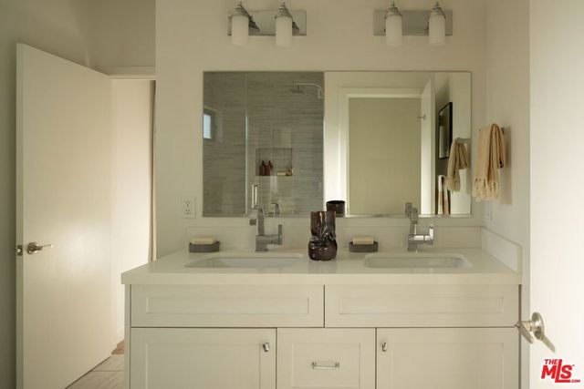 5132 Range View Avenue, Los Angeles, CA 90042