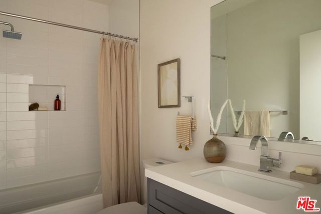 5132 Range View Avenue, Los Angeles, CA 90042