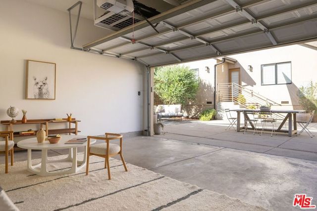 5132 Range View Avenue, Los Angeles, CA 90042