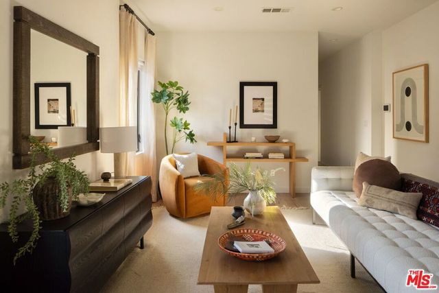 5132 Range View Avenue, Los Angeles, CA 90042