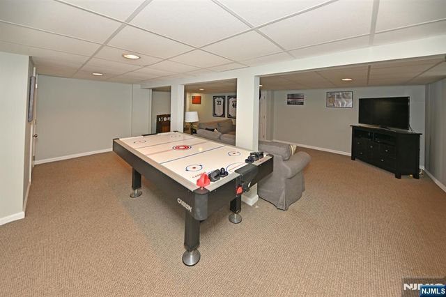 409 Walnut Street, Twp Of Washington, NJ 07676
