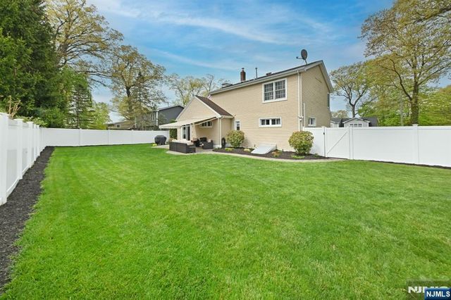 409 Walnut Street, Twp Of Washington, NJ 07676
