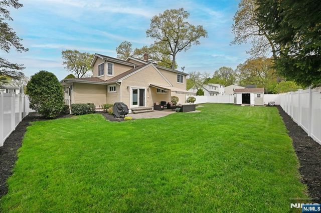409 Walnut Street, Twp Of Washington, NJ 07676
