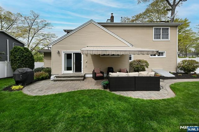 409 Walnut Street, Twp Of Washington, NJ 07676
