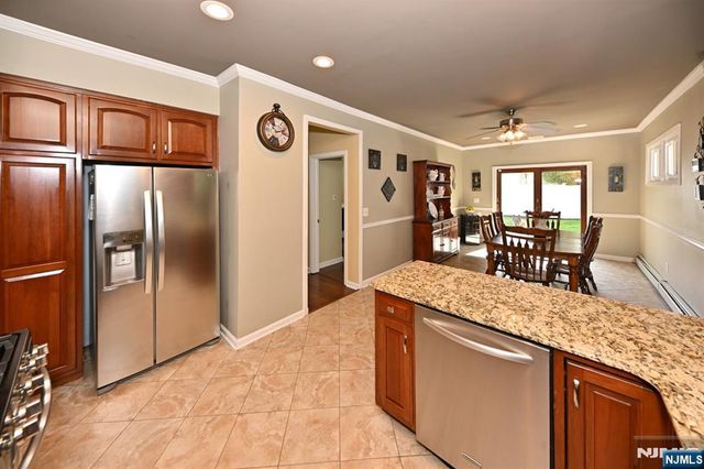 409 Walnut Street, Twp Of Washington, NJ 07676