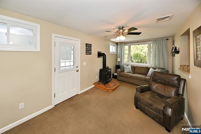 409 Walnut Street, Twp Of Washington, NJ 07676