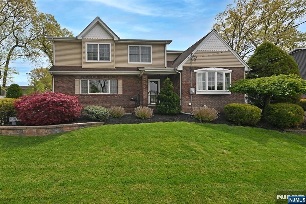 409 Walnut Street, Twp Of Washington, NJ 07676
