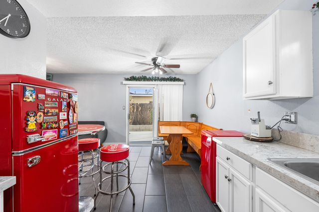 11477 Amboy Avenue, San Fernando, CA 91340