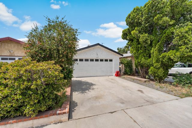11477 Amboy Avenue, San Fernando, CA 91340