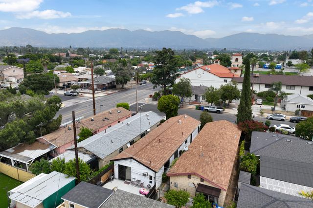 11477 Amboy Avenue, San Fernando, CA 91340