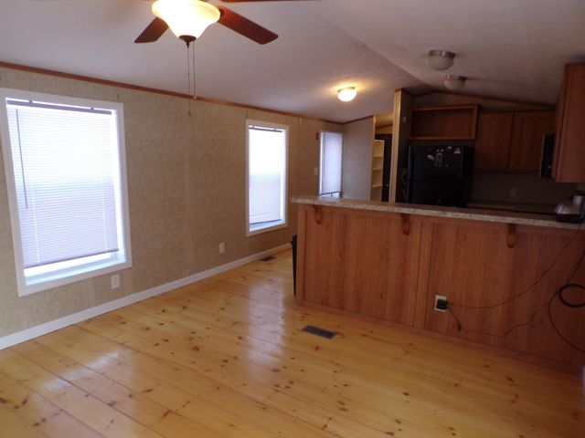 15 Pineland Park Road, Milton, NH 03851