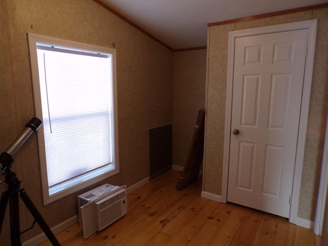 15 Pineland Park Road, Milton, NH 03851