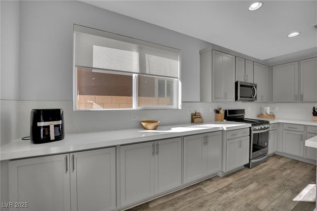 8934 Gilpin Street, Las Vegas, NV 89166