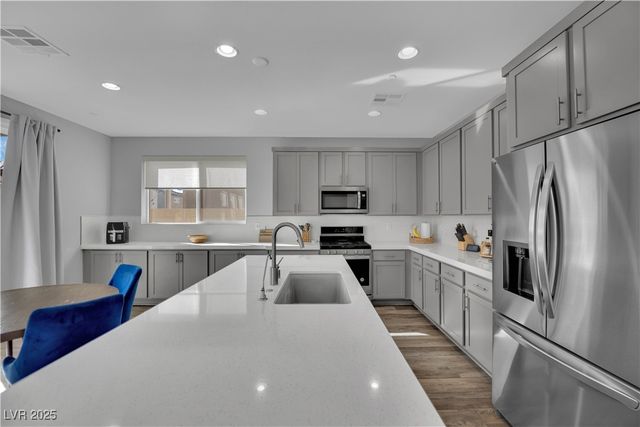 8934 Gilpin Street, Las Vegas, NV 89166