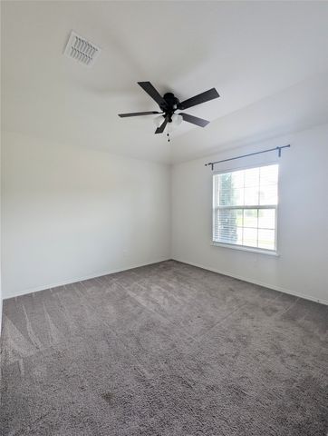 1740 Alamandine Avenue, Cross Roads, TX 76227
