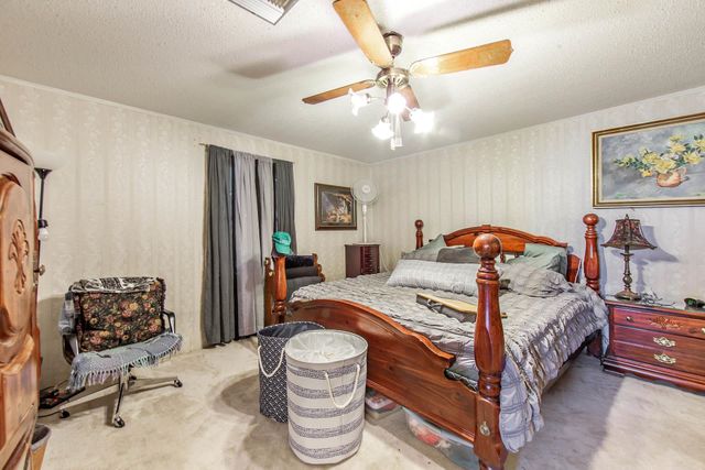 120 Whitfield Court, Houma, LA 70360