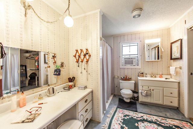 120 Whitfield Court, Houma, LA 70360