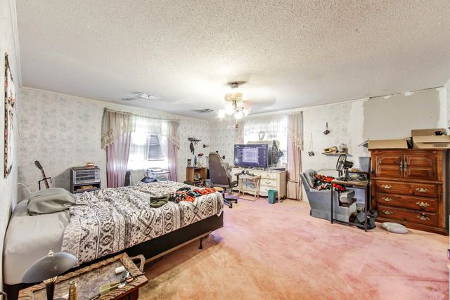 120 Whitfield Court, Houma, LA 70360