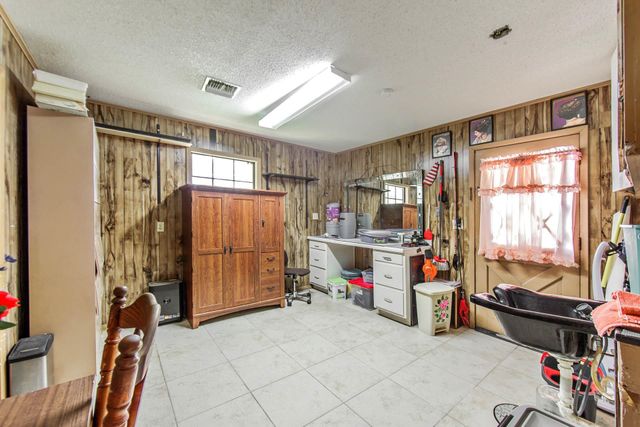 120 Whitfield Court, Houma, LA 70360