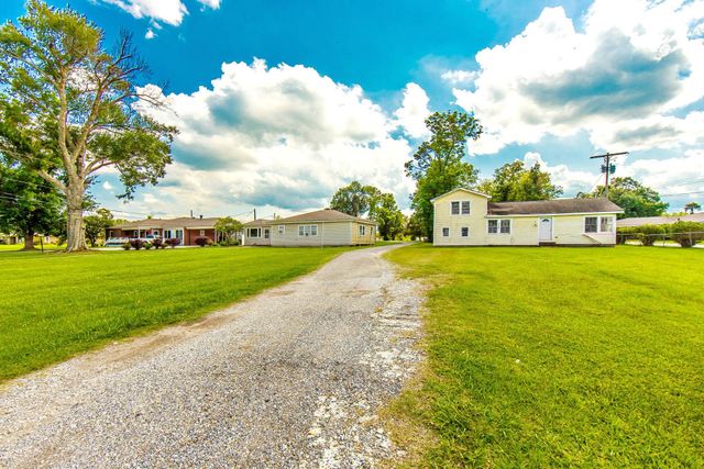 120 Whitfield Court, Houma, LA 70360