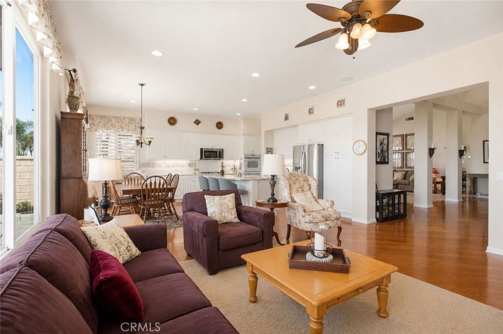 Image 10 of property listing at 35777 Abelia Street, Murrieta, CA 92562