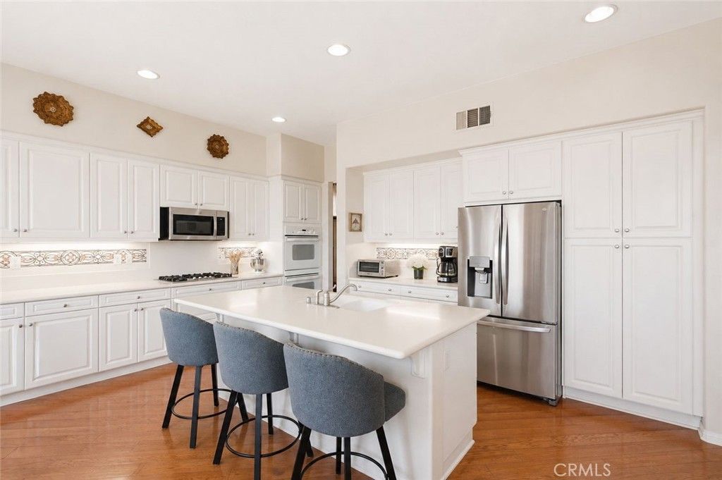 Image 13 of property listing at 35777 Abelia Street, Murrieta, CA 92562