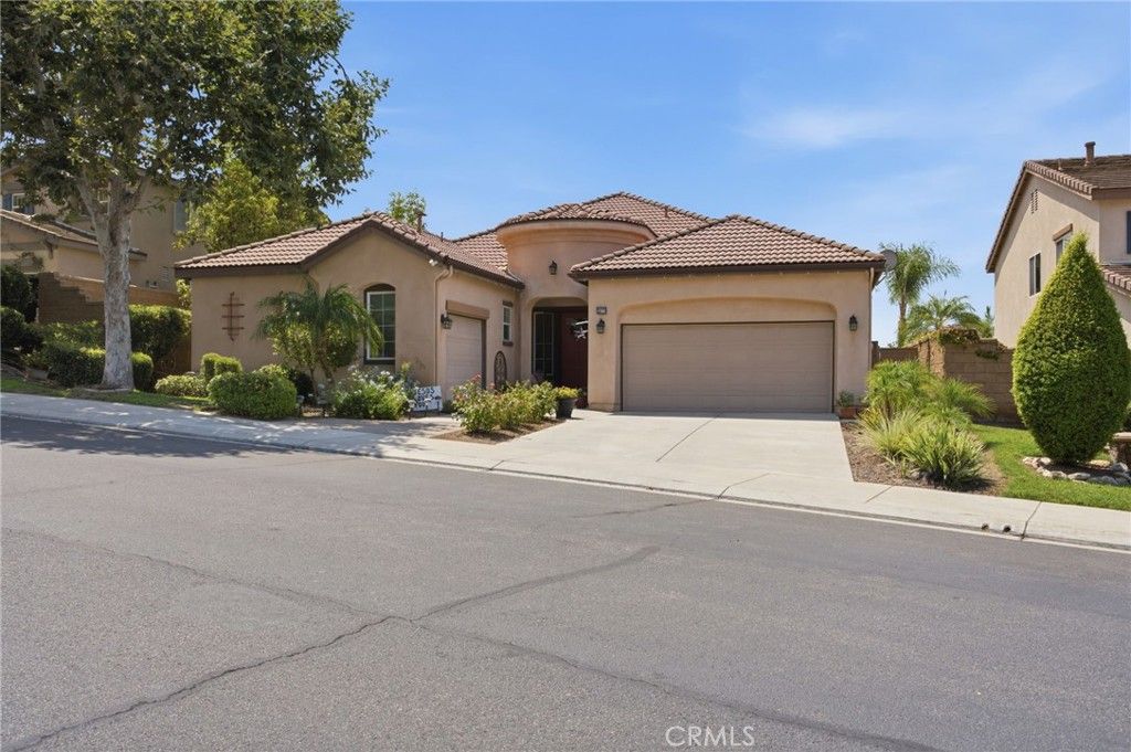 Image 2 of property listing at 35777 Abelia Street, Murrieta, CA 92562