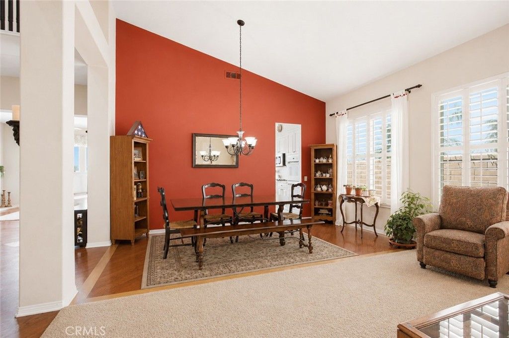 Image 7 of property listing at 35777 Abelia Street, Murrieta, CA 92562