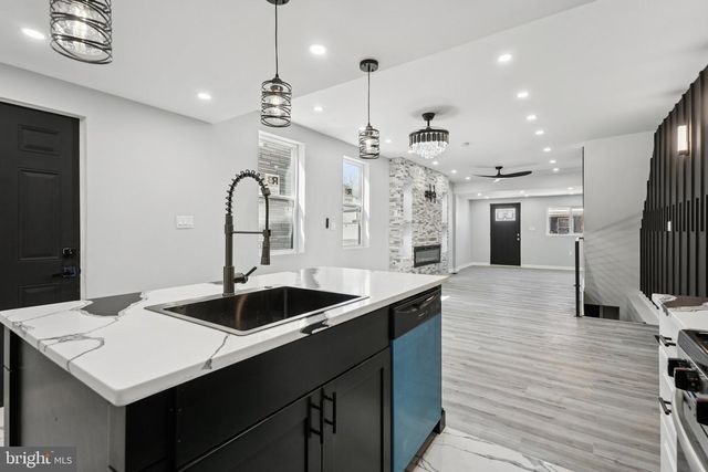 4727 EDMUND ST, Philadelphia, PA 19124