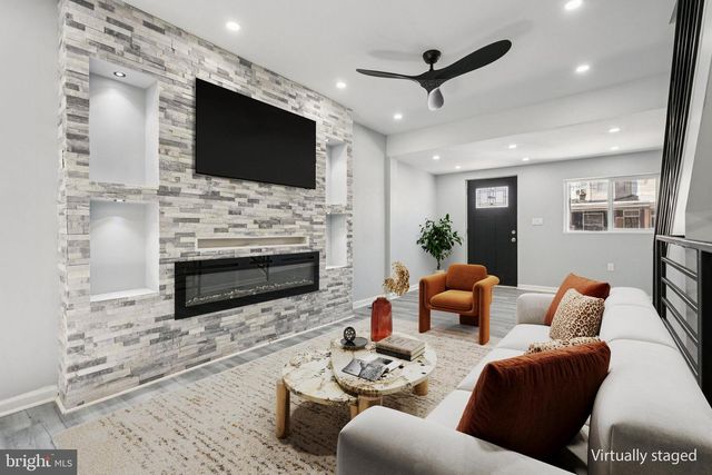 4727 EDMUND ST, Philadelphia, PA 19124