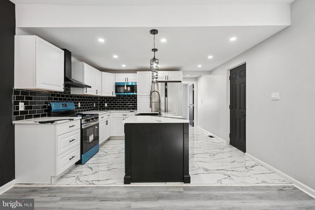 4727 EDMUND ST, Philadelphia, PA 19124