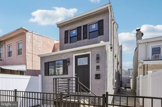 4727 EDMUND ST, Philadelphia, PA 19124