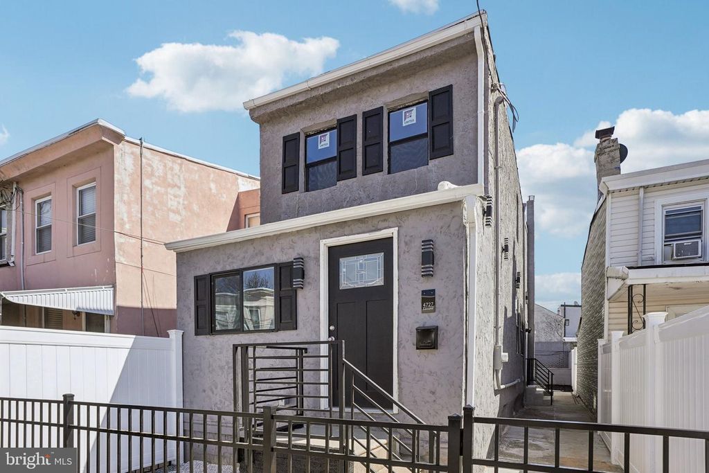4727 EDMUND ST, Philadelphia, PA 19124