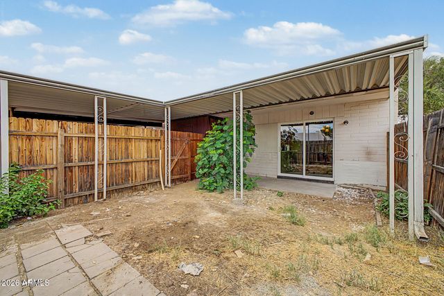4650 W TUCKEY Lane, Glendale, AZ 85301