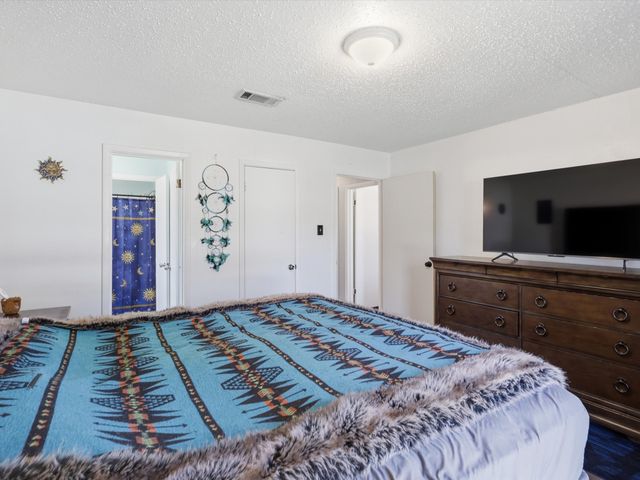 3228 Hummingbird Lane, Denton, TX 76209