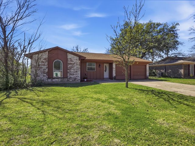 3228 Hummingbird Lane, Denton, TX 76209