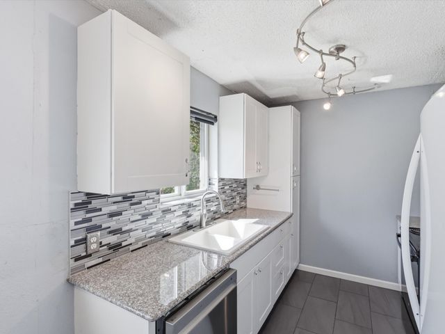 3228 Hummingbird Lane, Denton, TX 76209