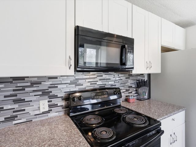 3228 Hummingbird Lane, Denton, TX 76209