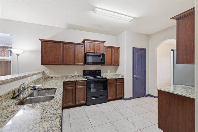 6205 White Jade Drive, Fort Worth, TX 76179