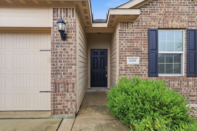 6205 White Jade Drive, Fort Worth, TX 76179