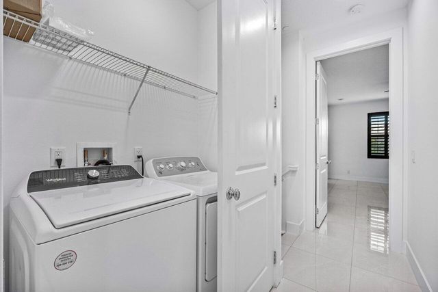 7115 Edison Place, Palm Beach Gardens, FL 33418