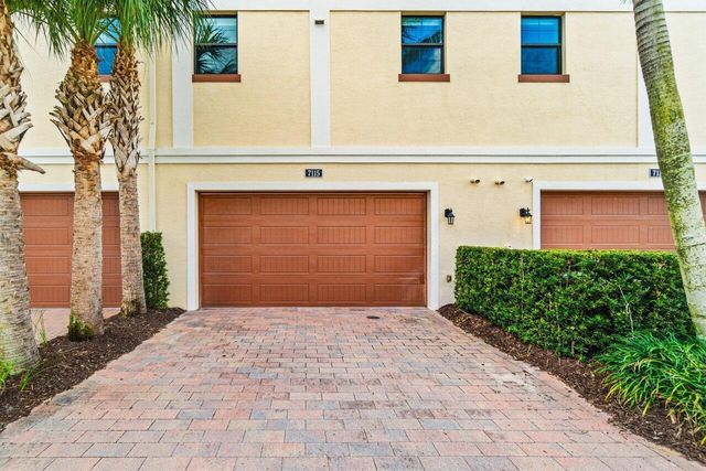 7115 Edison Place, Palm Beach Gardens, FL 33418