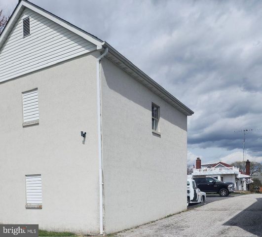 428 E BALTIMORE ST, Taneytown, MD 21787